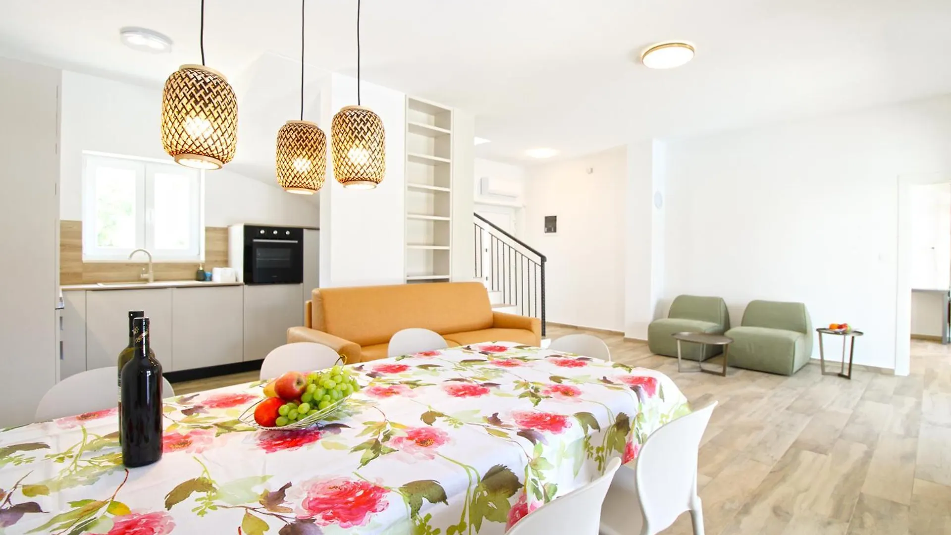 Villa Ruzmarin 2339 Valbandon