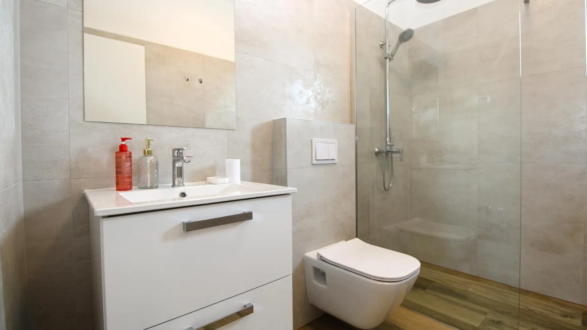 Villa Ruzmarin 2339 Valbandon