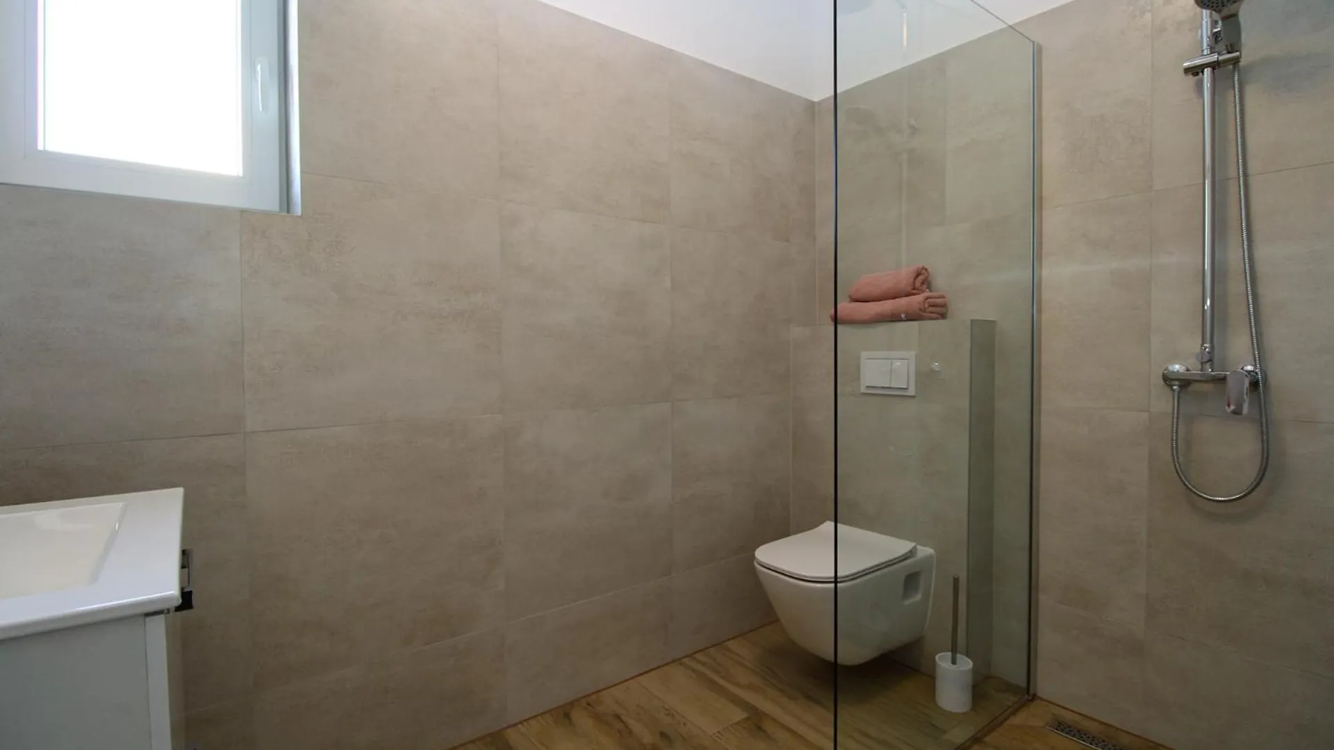 Villa Ruzmarin 2339 Valbandon Croatia